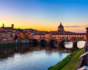 Historische Brücken in Florenz, Italien